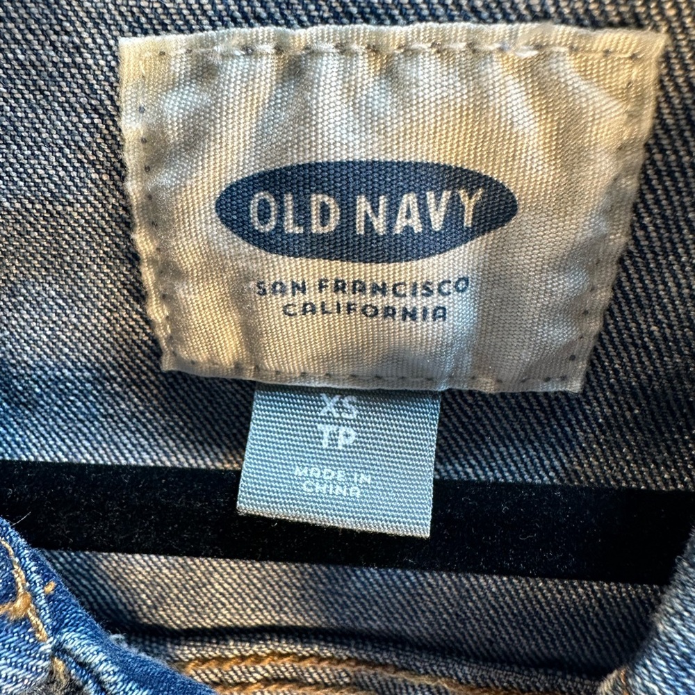 Old Navy Denim Jean Trucker Jacket Size XS Women Blue Medium Wash Classic - Picture 6 of 8
